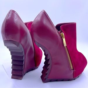 Walking-On-Air Burgundy Platform Shoes